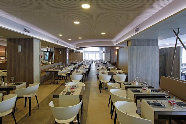 BG Tonga Tower Design Hotel & Suites