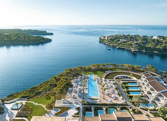 IKOS Porto Petro