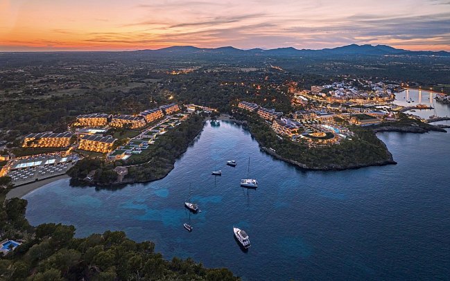IKOS Porto Petro