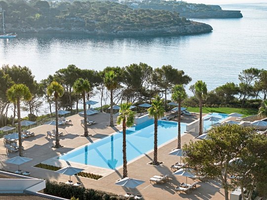 IKOS Porto Petro