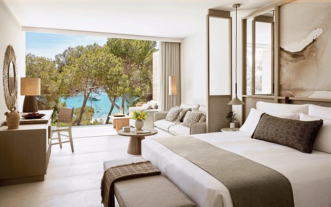 IKOS Porto Petro - Deluxe Junior Suite Partial Sea View