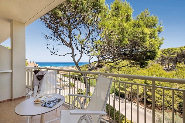 VIVA Cala Mesquida Suites & Spa Adults Only 16+ - Beispiel Balkon (Zimmercodierung JT2)
