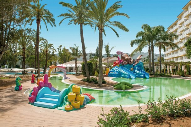 Iberostar Waves Ciudad Blanca