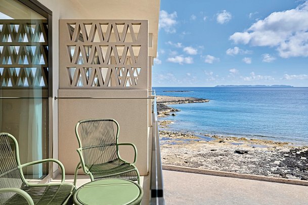 Iberostar Selection Es Trenc - Wohnbeispiel Doppelzimmer Meerblick mit Verbindungstür (Zimmercodierungen DV1 & DV2)