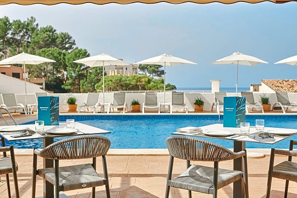 Universal Aparthotel Don Camilo