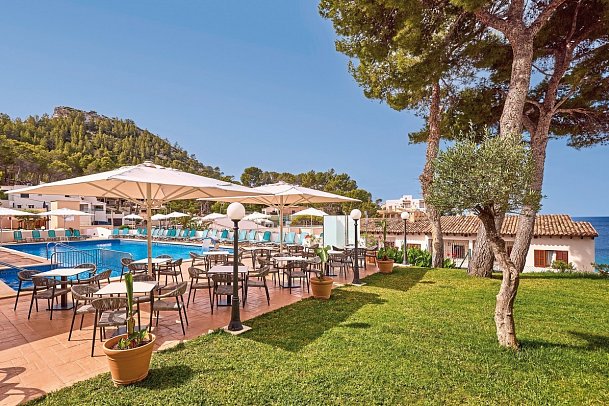 Universal Aparthotel Don Camilo