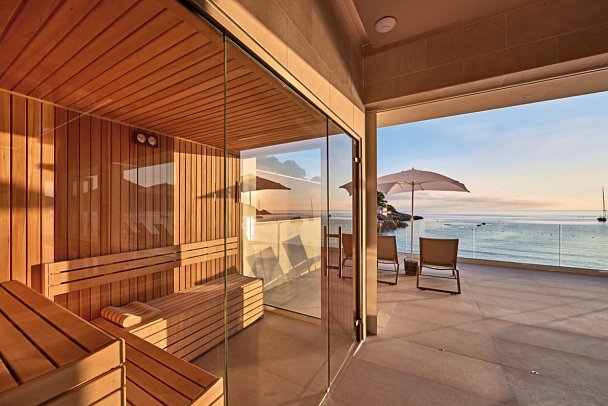 Universal Hotel Aquamarin