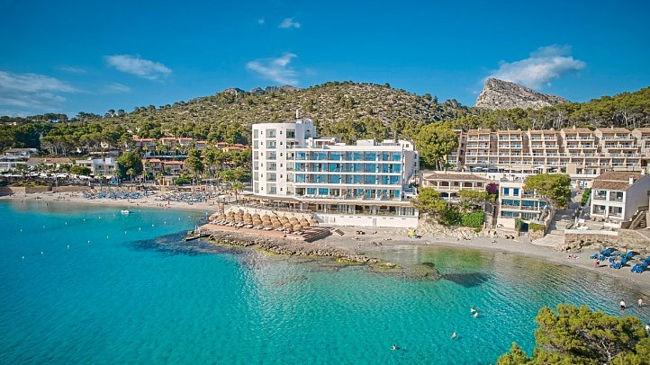 Universal Hotel Aquamarin