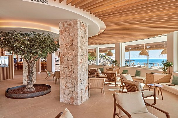 Universal Hotel Aquamarin