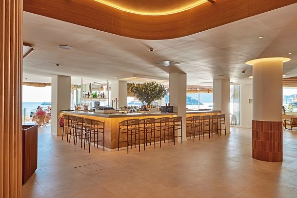 Universal Hotel Aquamarin