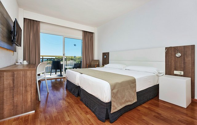 Globales Cala Viñas - Wohnbeispiel Doppelzimmer Meerblick (Zimmercodierung DBM)