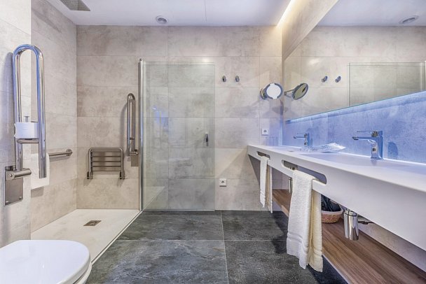 THB Gran Bahía - Beispiel Bad (Zimmercodierungen AB1, ABN & ABM)