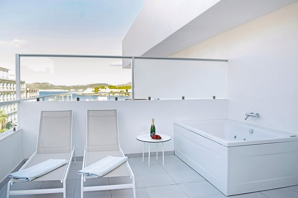 Reverence Life - Wohnbeispiel Juniorsuite (Zimmercodierung JB1)