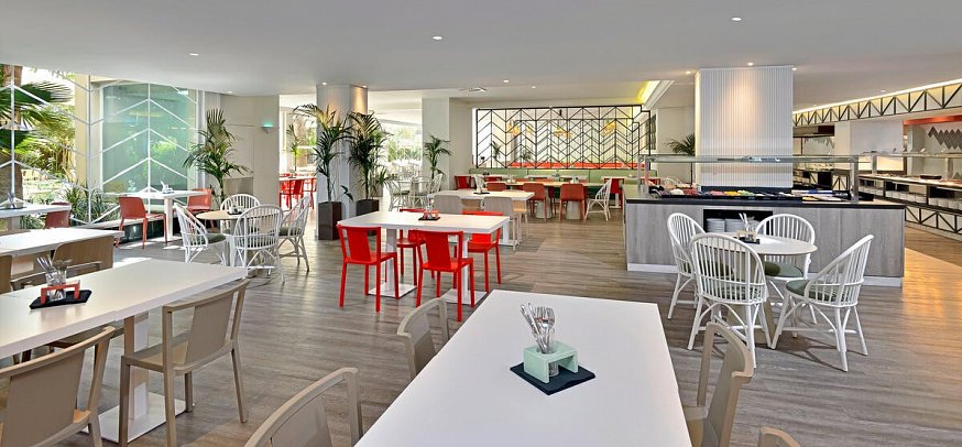 Sol Katmandú Park & Resort