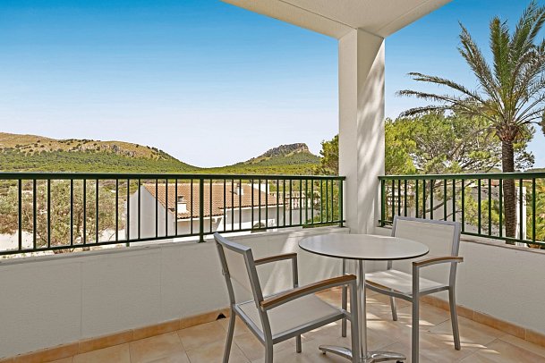 VIVA Cala Mesquida Resort & Spa - Beispiel Balkon (Zimmercodierungen SB1 & SBM)