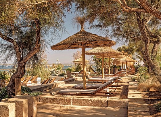 Bikini Island & Mountain Hotel Es Trenc