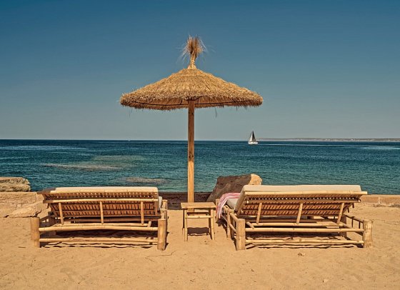 Bikini Island & Mountain Hotel Es Trenc