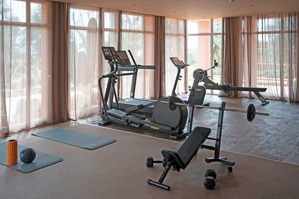 Bikini Island & Mountain Hotel Es Trenc