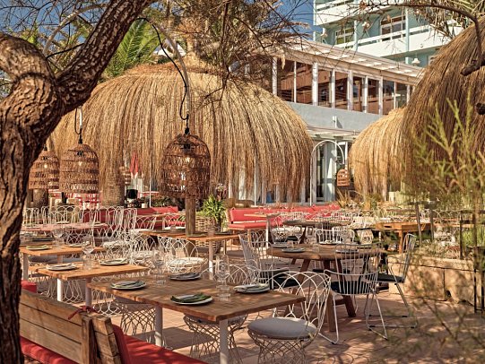 Bikini Island & Mountain Hotel Es Trenc