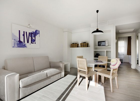 FERGUS Club Europa - Wohnbeispiel Suite (Zimmercodierung WB1)