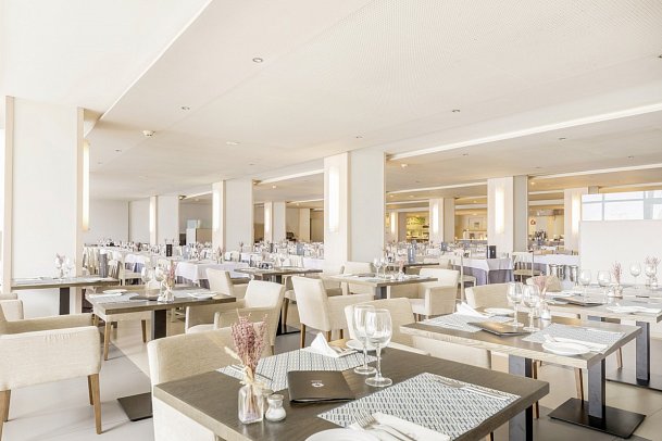 Be Live Adults Only Marivent