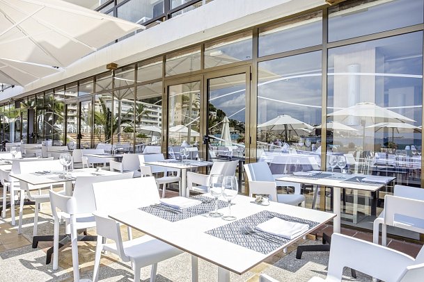 Be Live Adults Only Marivent