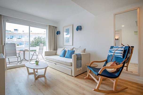 Blau Punta Reina Resort - Wohnbeispiel Juniorsuite (Zimmercodierungen JB1, JB2, J1M & J2M)