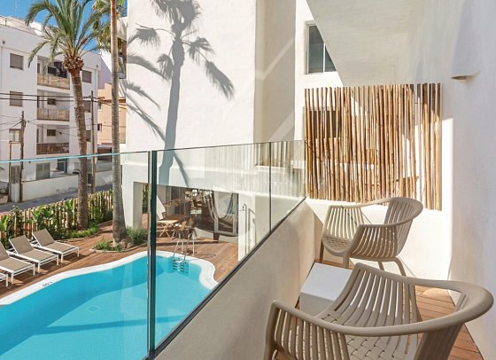 HM Alma Beach - Beispiel Balkon Doppelzimmer (Zimmercodierungen DB2 & DB3)