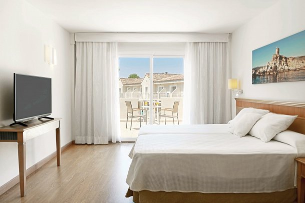 Iberostar Waves Club Cala Barca - Wohnbeispiel (Zimmercodierungen FD1 & FD2)