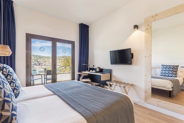 FERGUS Style Sóller Beach - Wohnbeispiel Doppelzimmer Meerblick (Zimmercodierung DBM)