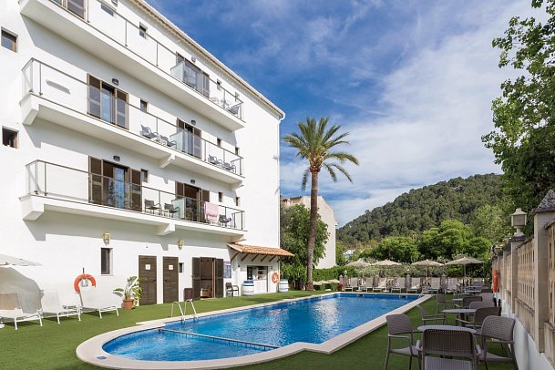 FERGUS Style Sóller Beach