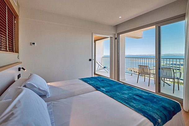 Universal Hotel Romántica - Wohnbeispiel Suite Meerblick (Zimmercodierung WBM)