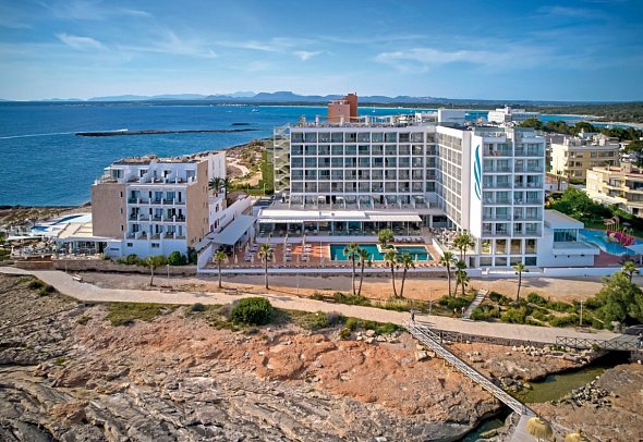 Universal Hotel Romántica