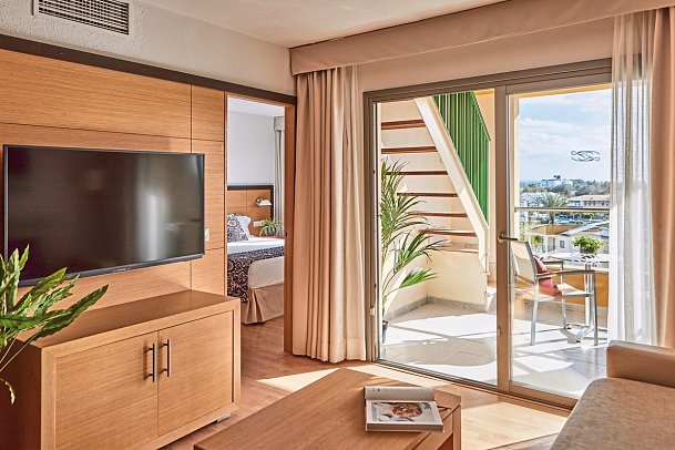 Zafiro Tropic - Wohnbeispiel Suite 1 Schlafzimmer Penthouse (Zimmercodierungen AT1 & AT2)