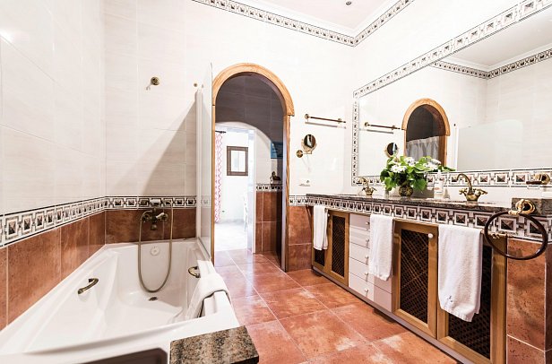 Rural Aumallia & Spa - Beispiel Bad Suite