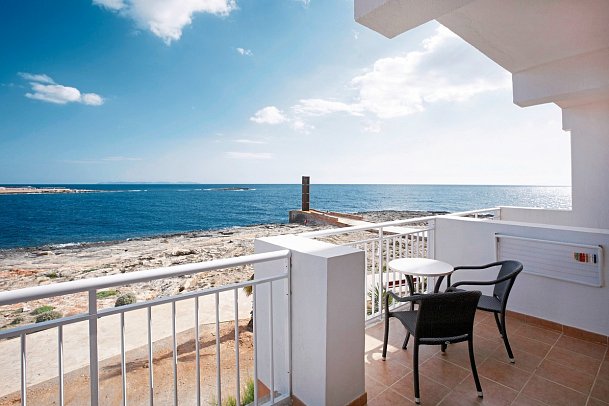 Universal Hotel Cabo Blanco - Adults Only - Beispiel Balkon (Zimmercodierungen DBM & DSM)