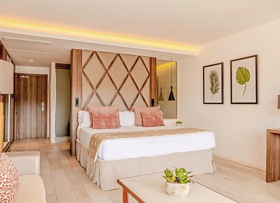Zafiro Palace Palmanova - Wohnbeispiel Juniorsuite Penthouse Zafiro Club (Zimmercodierungen J3D & J4D)