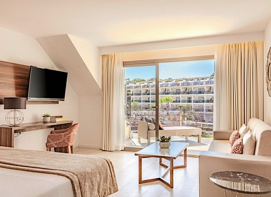 Zafiro Palace Palmanova - Wohnbeispiel Juniorsuite Penthouse Zafiro Club (Zimmercodierungen J3D & J4D)