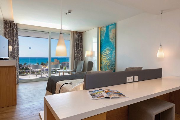 Hipotels Playa de Palma Palace - Wohnbeispiel Juniorsuite Meerblick (Zimmercodierung JBM)