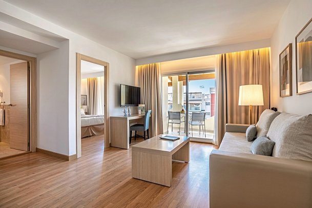 Zafiro Bahia - Wohnbeispiel (Zimmercodierungen AB1, AB2, A1P, A2P, OB1 & OB2)