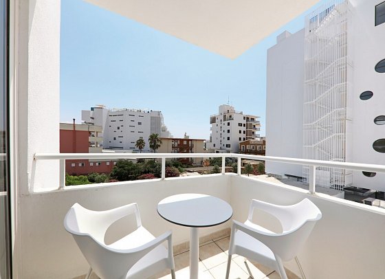 Iberostar Waves Bahía de Palma - Wohnbeispiel Doppelzimmer (Zimmercodierungen DB1 & DB2)
