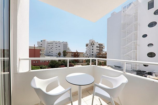 Iberostar Waves Bahía de Palma - Wohnbeispiel Doppelzimmer (Zimmercodierungen DB1 & DB2)