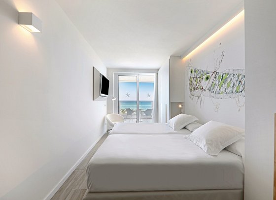 Iberostar Waves Bahía de Palma - Wohnbeispiel Doppelzimmer Meerblick bevorzugte Lage (Zimmercodierungen D5M & D6M)