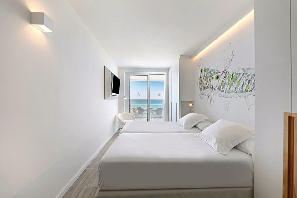 Iberostar Waves Bahía de Palma - Wohnbeispiel Doppelzimmer Meerblick bevorzugte Lage (Zimmercodierungen D5M & D6M)