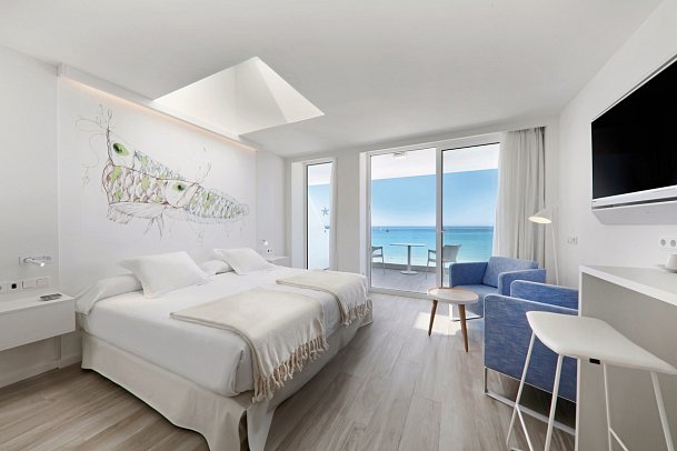 Iberostar Waves Bahía de Palma - Wohnbeispiel Juniorsuite Superior Meerblick (Zimmercodierungen J3M & J4M)
