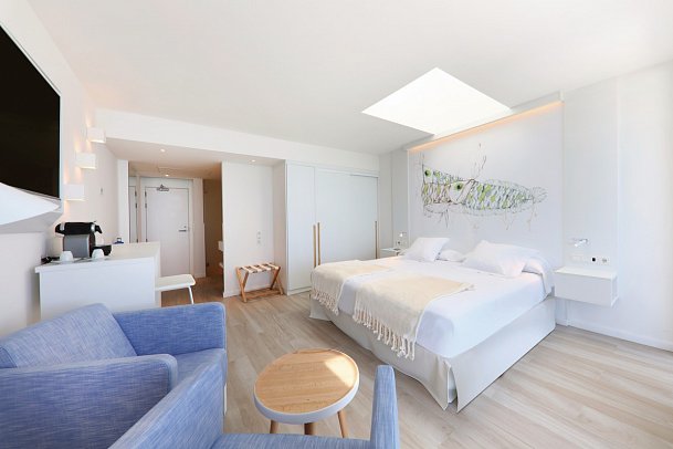 Iberostar Waves Bahía de Palma - Wohnbeispiel Juniorsuite Superior Meerblick (Zimmercodierungen J3M & J4M)