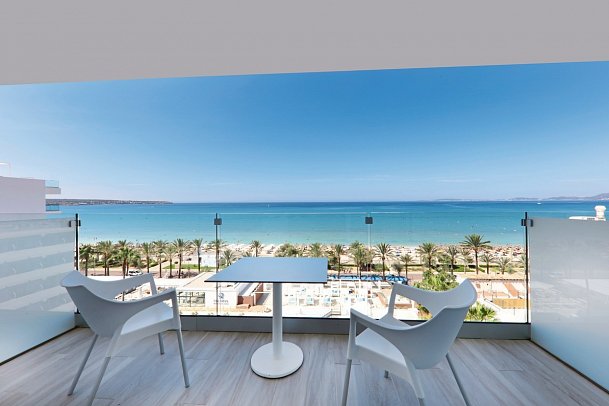 Iberostar Waves Bahía de Palma - Wohnbeispiel Juniorsuite Superior Meerblick (Zimmercodierungen J3M & J4M)