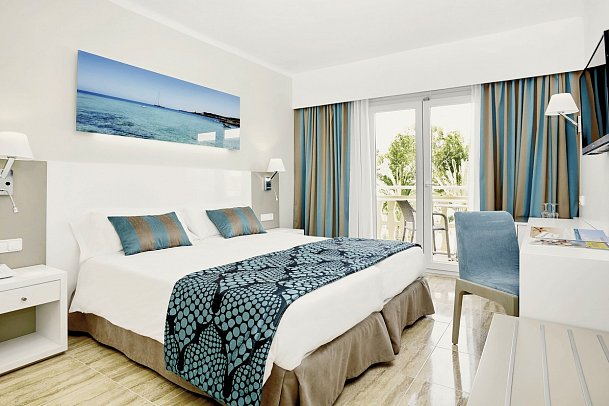 Universal Hotel Lido Park & Spa - Wohnbeispiel Doppelzimmer seitl. Meerblick (Zimmercodierungen D1N, D2N & DC1)