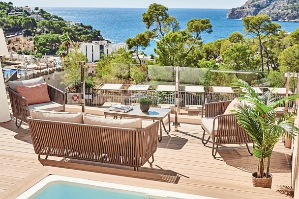 Zafiro Palace Andratx - Wohnbeispiel Juniorsuite Penthouse mit privatem Minipool (Zimmercodierungen J1D & J2D)