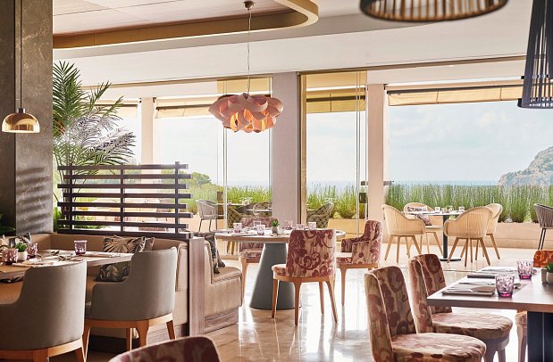 Zafiro Palace Andratx - The Market